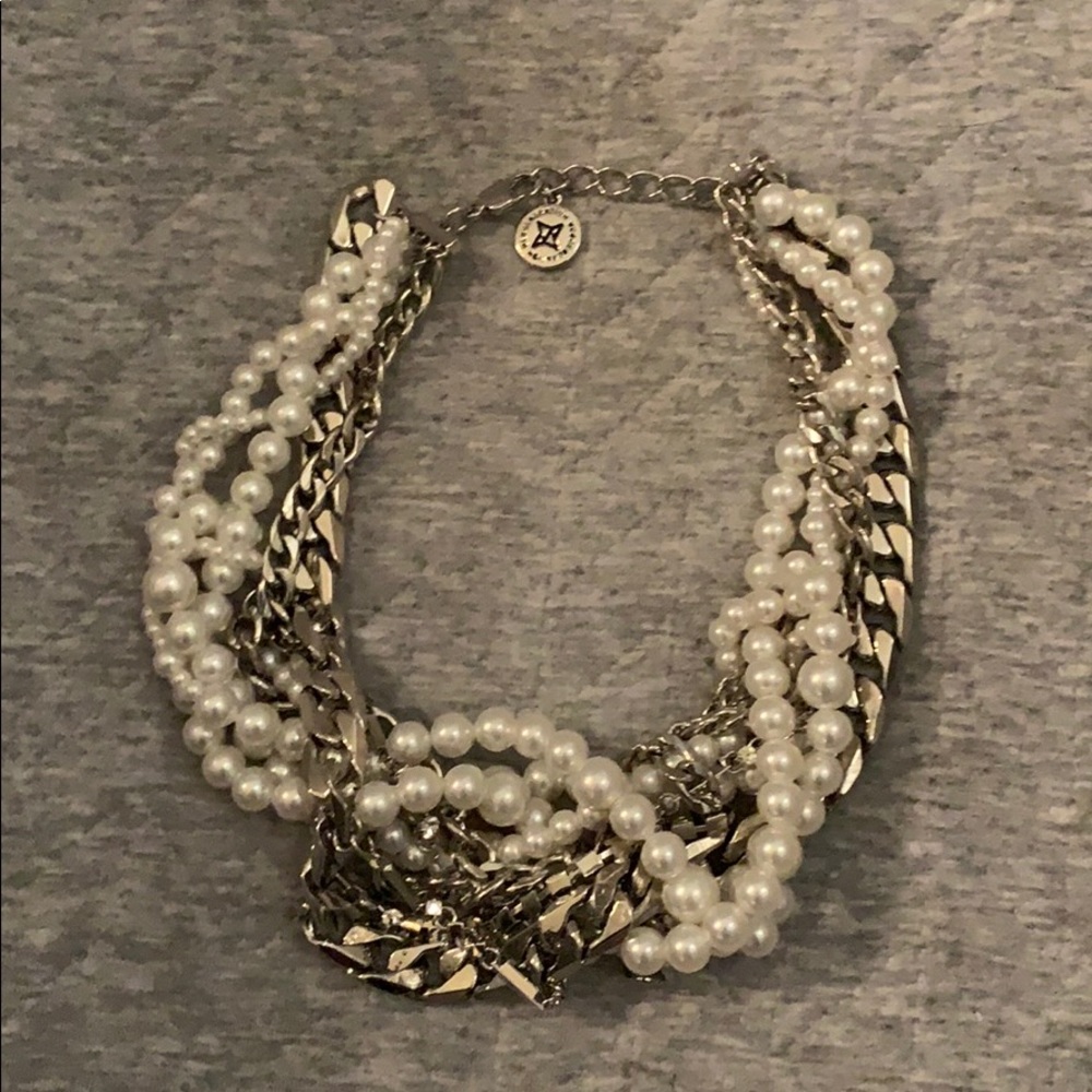 BCBG choker